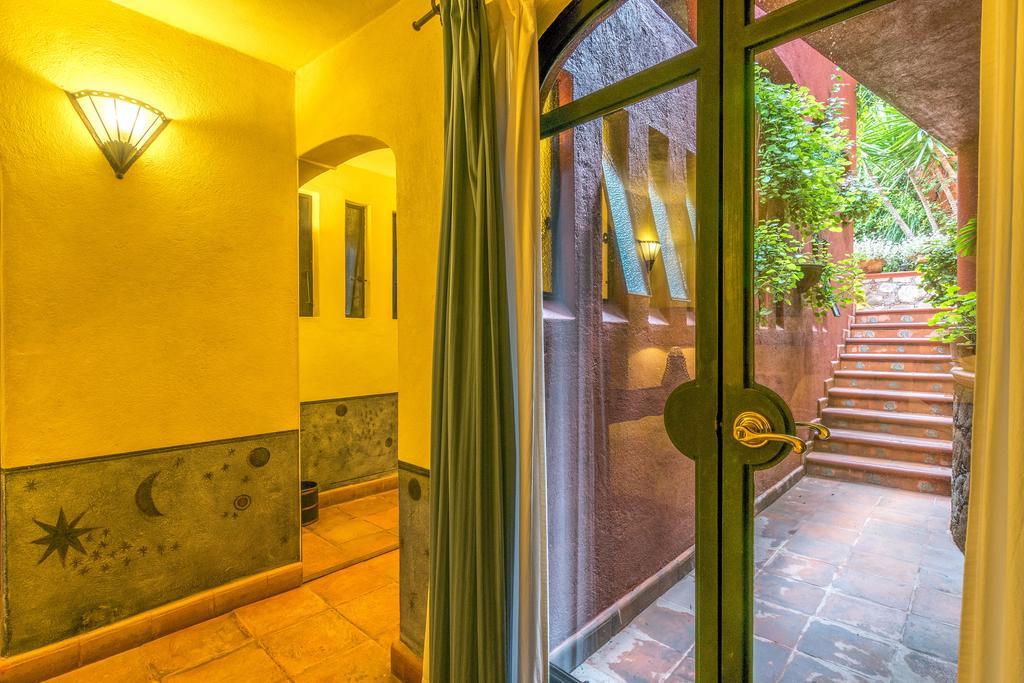 מלון סאן מיגל דה אלנדה Casa Puesta Del Sol מראה חיצוני תמונה