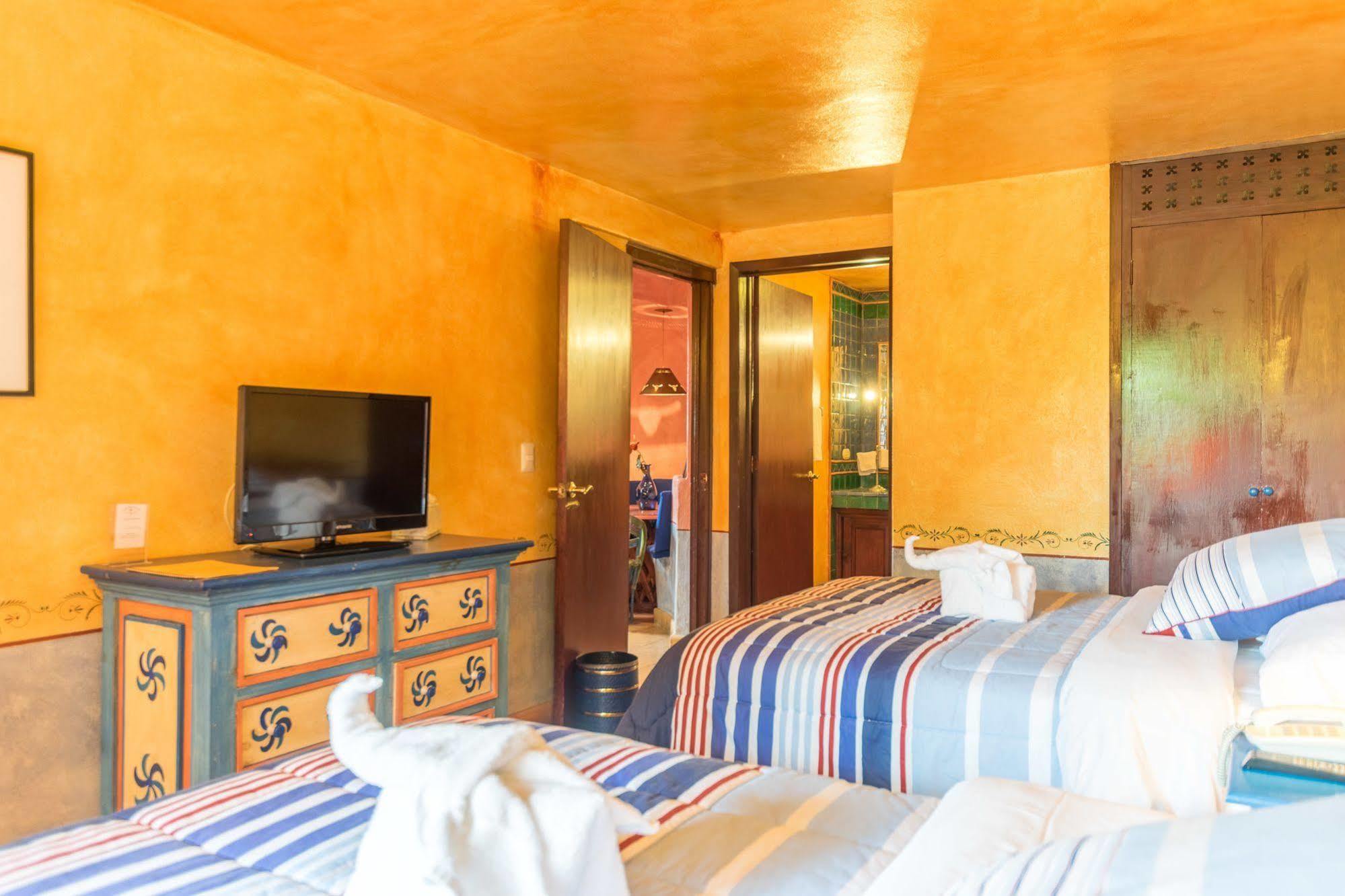 מלון סאן מיגל דה אלנדה Casa Puesta Del Sol מראה חיצוני תמונה